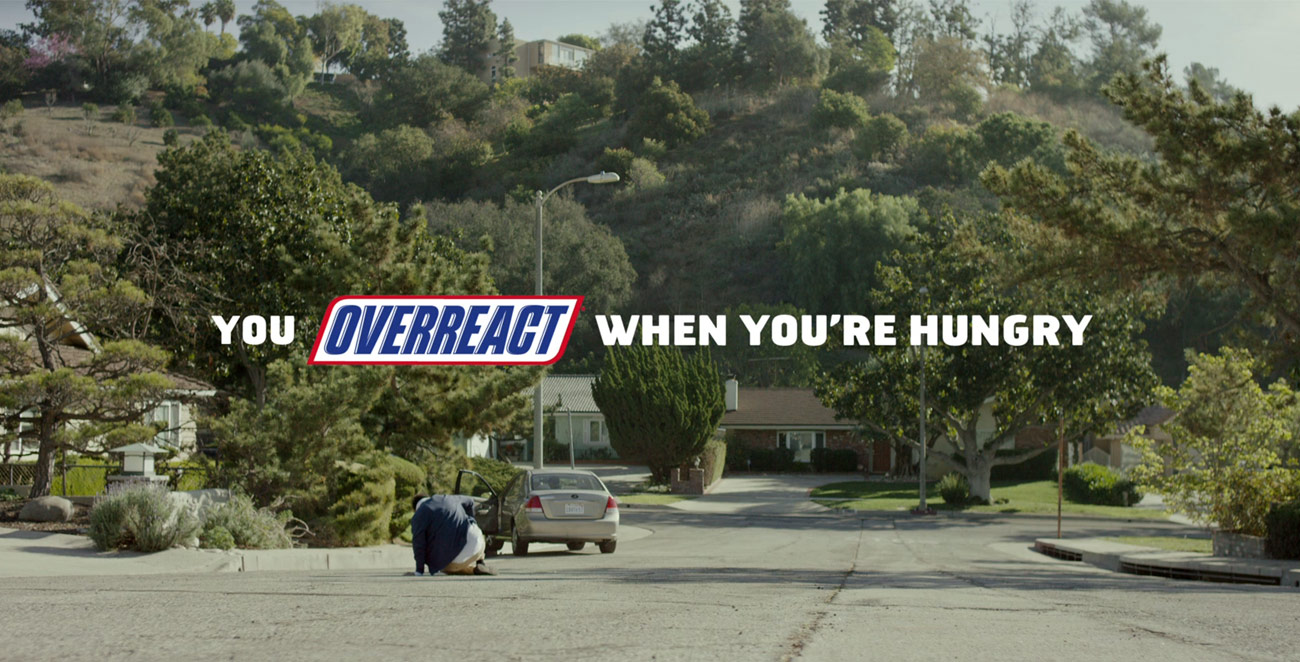 Ahmend Snickers ad